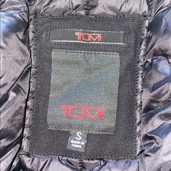Tumi coat - Picture 8 of 16